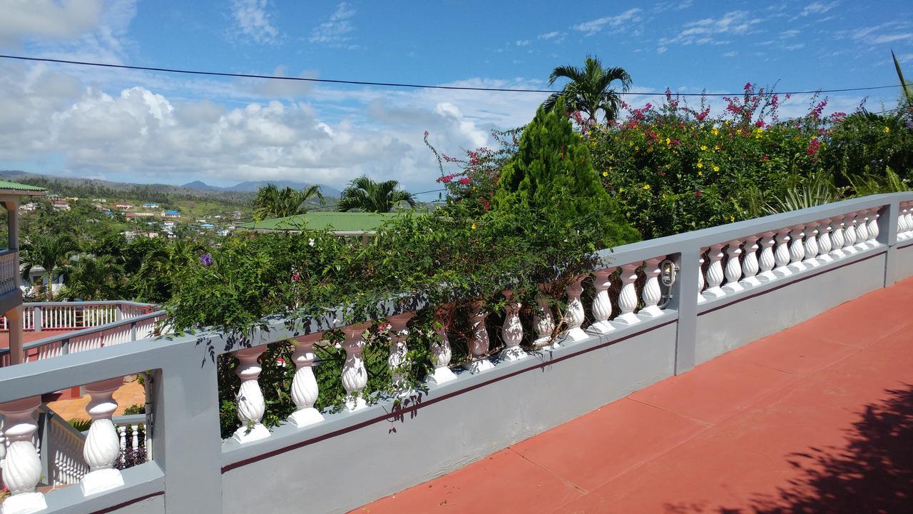 Classique International In Dominica Marigot Luaran gambar