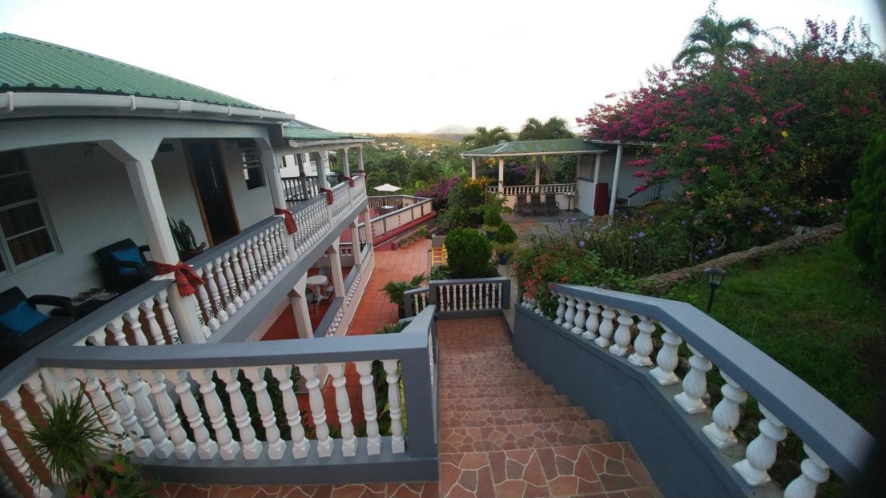 Classique International In Dominica Marigot Luaran gambar